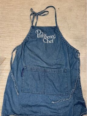 The Pampered Chef denim apron